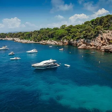 Sejour Sur Voilier Botel Antibes